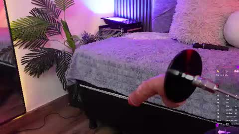   online show from 06-12-26, 08:52