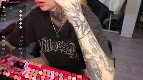 Alis online show from 03-15-26, 07:36