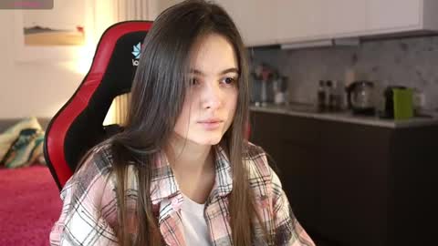 Snapshot of _whoareu_ chatting on 03-09-25, 10:30 Kristina online show from 03-09-25, 10:30