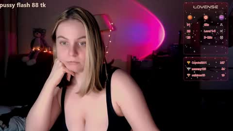 Snapshot of _wikki_ chatting on 01-27-25, 05:04 Tory lavender - MV online show from 01-27-25, 05:04