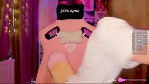 Enni online show from 01-14-25, 08:31