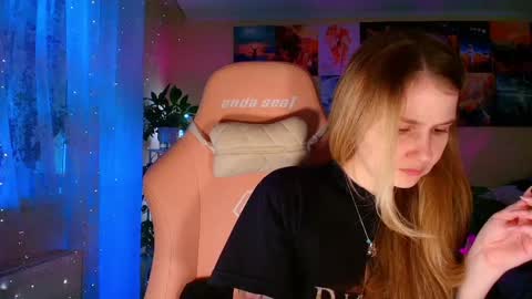 Enni online show from 12-16-25, 07:35