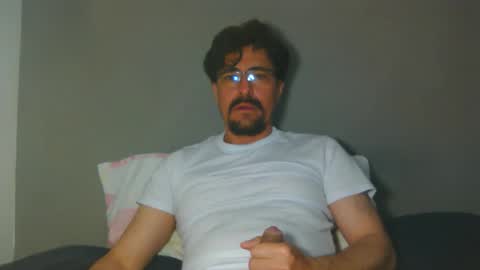 _yjesneth2011 online show from 11-03-25, 02:13