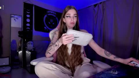 Roxy online show from 09-08-25, 05:12