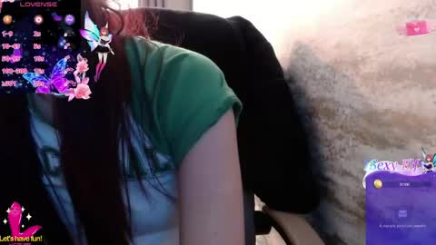 Snapshot of _yuyi chatting on 06-03-26, 01:41 Yuyi online show from 06-03-26, 01:41