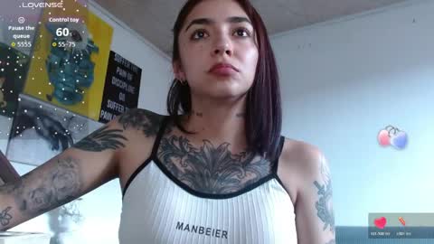 Zoe  online show from 04-23-26, 07:05