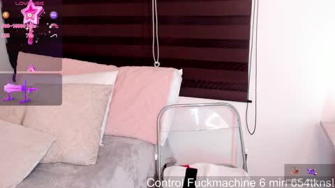 Alexandra  online show from 01-06-25, 09:08