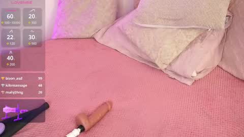 Alexandra  online show from 03-09-25, 12:20