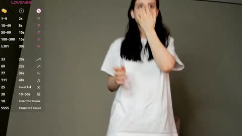 Anny online show from 04-04-26, 11:18