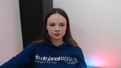 a_ariella_ online show from 09-19-25, 02:51