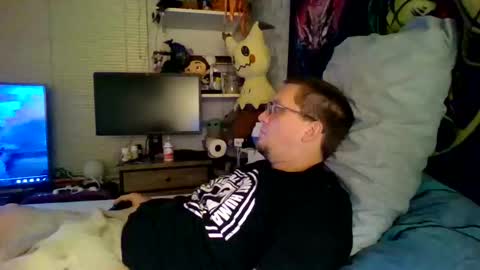 Snapshot of a_bored_dragon chatting on 09-25-25, 11:36 A Bored Dragon online show from 09-25-25, 11:36