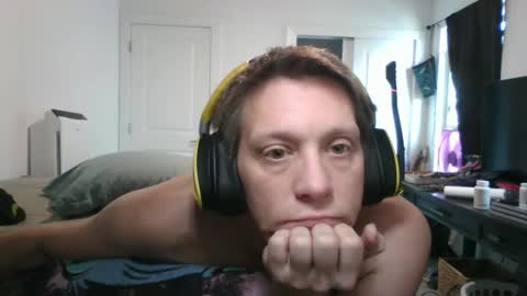 Snapshot of a_bored_dragon chatting on 02-10-26, 05:39 A Bored Dragon online show from 02-10-26, 05:39