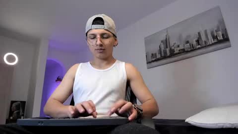 alejo online show from 03-10-25, 06:16