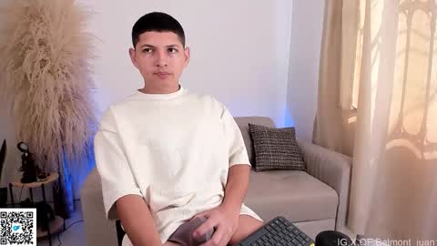 a_lejandro_0_8 online show from 04-10-26, 02:55