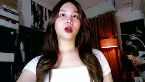Snapshot of a_r_i_a_n_n_a chatting on 10-12-25, 06:56 Lovely Yana online show from 10-12-25, 06:56