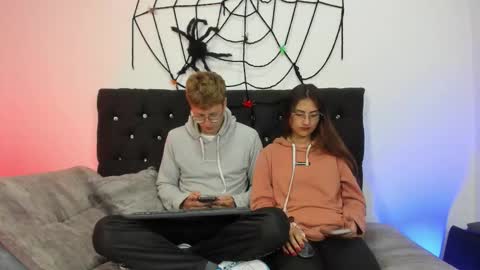 A Sexy Couple online show from 10-08-25, 07:33