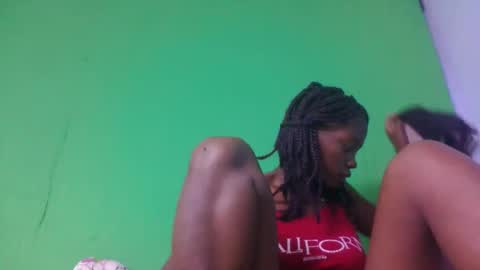Snapshot of aadienne chatting on 05-17-26, 11:39 aadienne online show from 05-17-26, 11:39