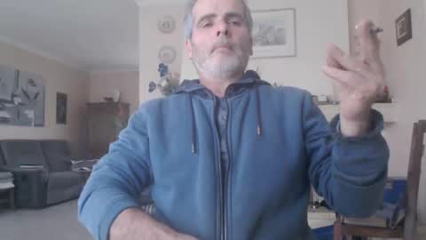 Aalex1717 online show from 12-21-25, 01:40