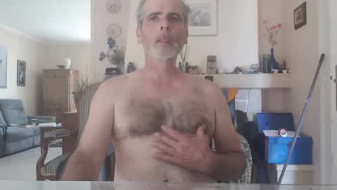 Snapshot of aalex1717 chatting on 05-24-26, 10:20 Aalex1717 online show from 05-24-26, 10:20