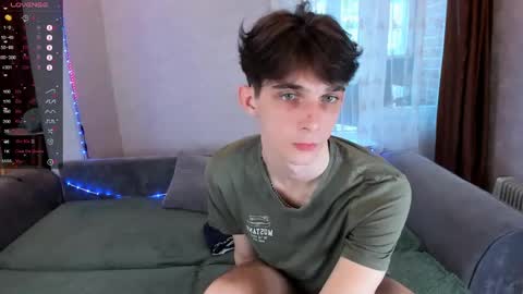 Snapshot of aaron_bang chatting on 04-26-26, 01:09 Aaron Bang online show from 04-26-26, 01:09