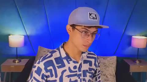 Aaron Ezequiel online show from 07-29-26, 01:42