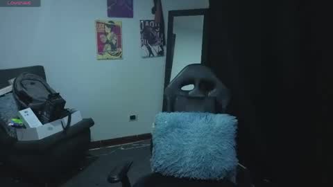 aaron_malikk online show from 04-21-26, 01:42