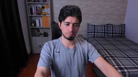 Aaron online show from 12-18-25, 11:11