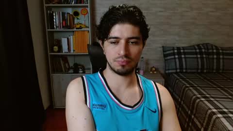 Aaron online show from 04-24-26, 06:32