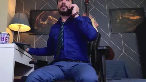 Aaron online show from 11-12-25, 07:53