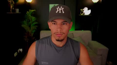 AARON  online show from 11-03-25, 10:49