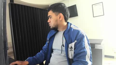 ig aaron hunter123 online show from 03-28-26, 01:33