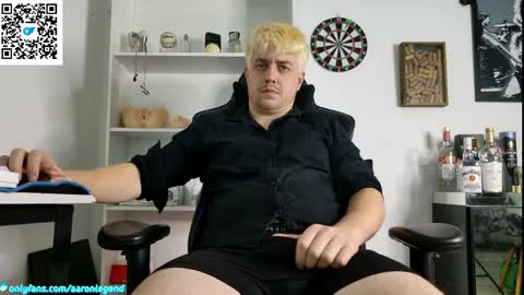 Aaron  online show from 04-06-26, 05:08