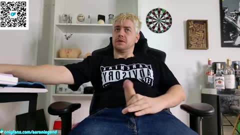 Aaron  online show from 04-11-26, 06:45