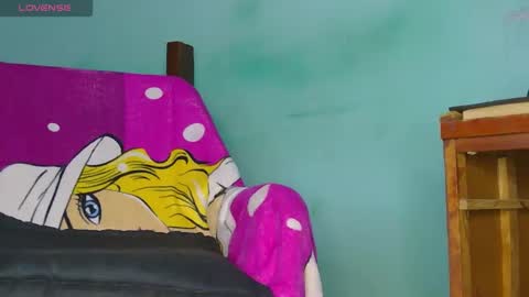 Aaron online show from 10-31-25, 04:19