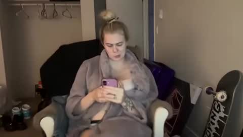 ababyy2901 online show from 10-30-25, 06:59