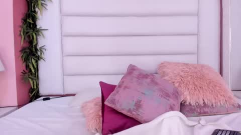 abbey_walker online show from 02-26-25, 06:15