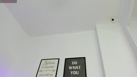 Snapshot of abbey_walker chatting on 02-18-26, 11:06 abbey_walker online show from 02-18-26, 11:06