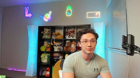 Snapshot of abbuddy920236 chatting on 01-09-25, 05:34 buddy online show from 01-09-25, 05:34