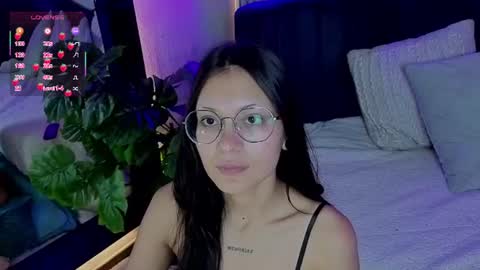 Abby online show from 06-12-26, 11:42