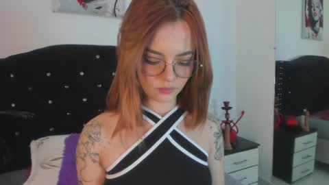 Snapshot of abby_jones2 chatting on 06-24-26, 03:38 abby jones online show from 06-24-26, 03:38