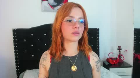 Snapshot of abby_jones2 chatting on 07-29-26, 04:43 abby jones online show from 07-29-26, 04:43