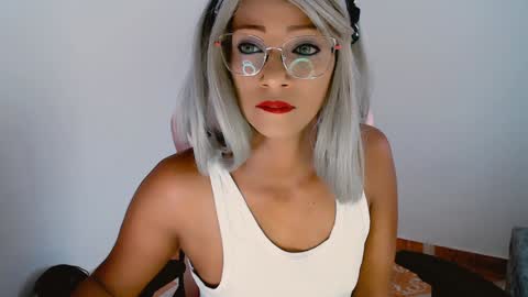 May  Imstagram  online show from 02-01-25, 07:23