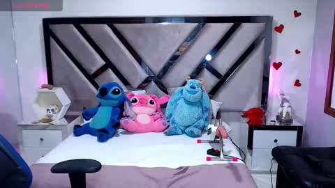 Snapshot of abby_sexyxx chatting on 01-01-25, 12:00 abby sexyxx online show from 01-01-25, 12:00