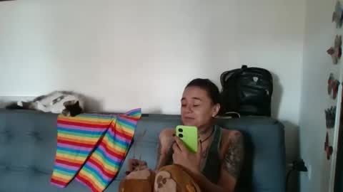Abby online show from 05-01-26, 04:33