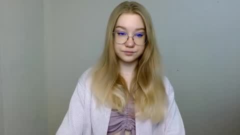 Snapshot of abbymoore__ chatting on 05-02-26, 10:09 Abby Lovense is active online show from 05-02-26, 10:09