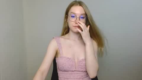 Snapshot of abbymoore__ chatting on 07-03-26, 09:59 Abby Lovense is active online show from 07-03-26, 09:59