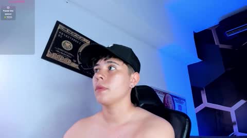 Abby Smith online show from 11-12-25, 01:39