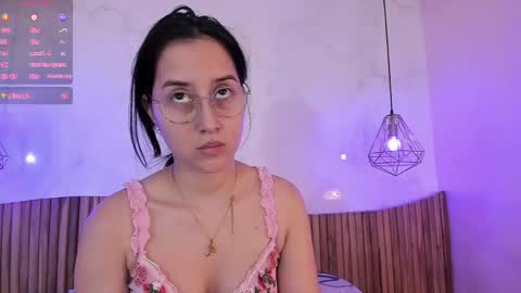 Snapshot of abbysweet1_ chatting on 06-01-26, 12:40 Abigail online show from 06-01-26, 12:40
