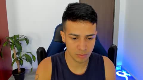 Snapshot of abelasburgo chatting on 10-13-25, 07:36 Independence model AbelAsburgo online show from 10-13-25, 07:36