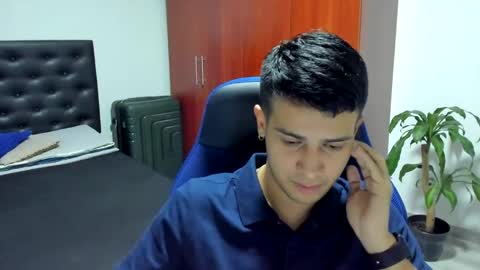Snapshot of abelasburgo chatting on 10-19-25, 04:57 Independence model AbelAsburgo online show from 10-19-25, 04:57